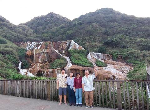 旺旺機場接送服務 - 馬來西亞客人包車遊玩