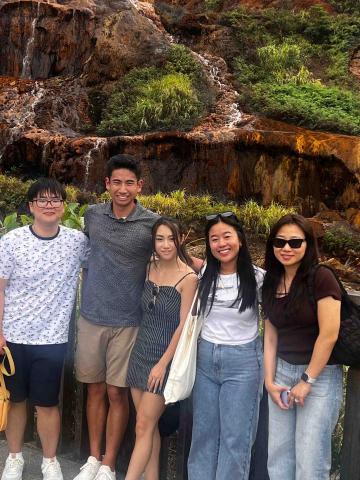 林錦笙 - 美國華僑台灣旅遊