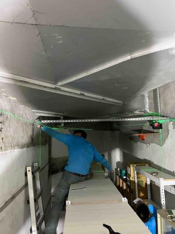 奕鴻工程有限公司 - 燈具骨架安裝