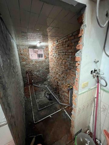 奕鴻工程有限公司 - 浴室裝修前