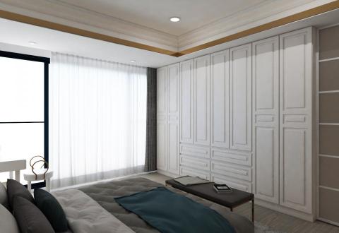 默語空間設計-莫皓哲 - 門片與天花板的線板呼應，帶出現代鄉村風的質感與美，加上渡鈦飾條的點綴，顯得整體又帶點高貴的優雅氣質。