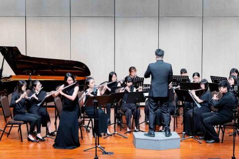 Yes music studio - 長笛團-協奏曲演出