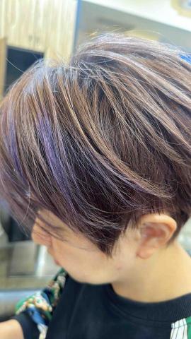 中壢髮型設計師娜塔莎 - 漂染用最低傷害的處理方式，頭髮光澤髮色維持度很長久。最多客戶反饋質感很棒，吸引許多新客來染髮