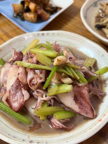 Jade’s kicthen（潔德作菜） - 芹菜燒基隆本港咪卷（清酒風味）