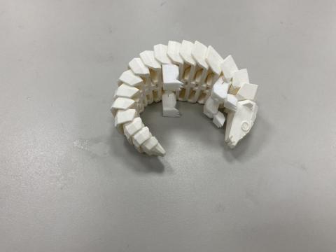 阿強匠心工作室 - 3D列印穿山甲彎曲