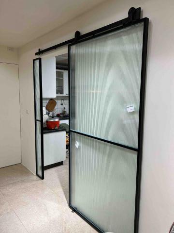 莊志偉 - #浩鑫不銹鋼
#拉門
#玻璃拉門
#烤漆拉門
#長虹玻璃