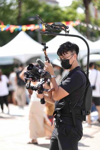 藝瑟影視創意工作室 - 
