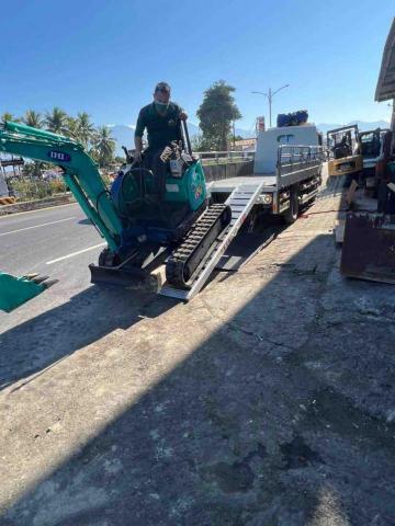 駿源全台搬家托運 - 特殊托運 怪手運輸