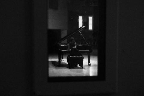 楊老師｜到府鋼琴教學🎹 - 受邀鋼琴獨奏演出