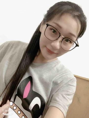 提供手寫板比較服務的專家Miss&rsquo;彤