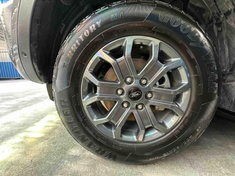 H.W.D精緻汽車美容 -  H.W.D精緻汽車美容 -