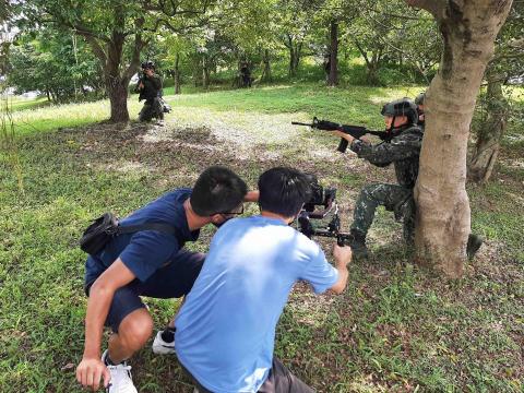 Look Film - 擔任攝影助理