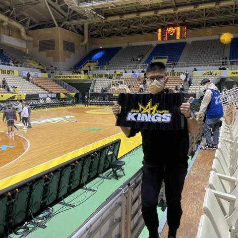 提供高中物理服務的專家李彥奎