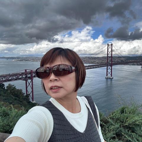 提供111服務的專家Jessica