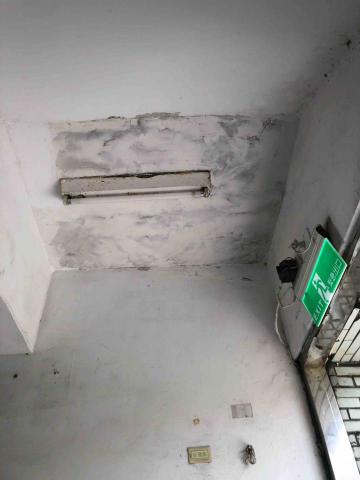 小郭 - 天花板油漆修補.2