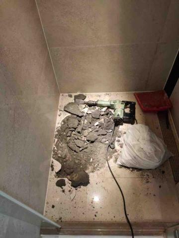 小郭 - 地磚拆除