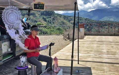 小侯包車露營趣 - 