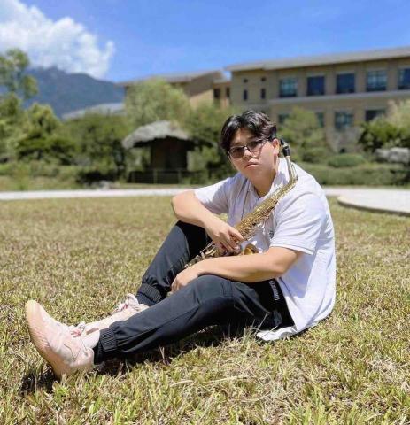 提供音樂系家教服務的專家東海大學音樂系 主修鋼琴🎹張家哲