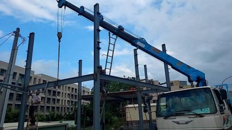 柱源工程 - 一，二樓鋼骨拆除