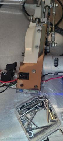 Tufting簇絨槍檢修/維修 - 