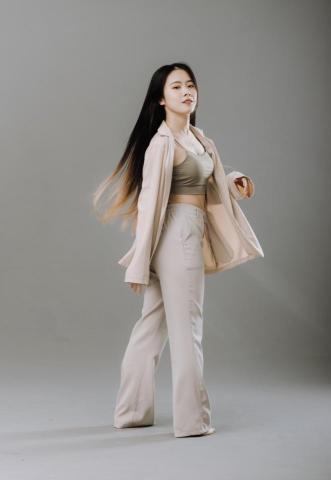 曾卉妤 - 國立臺灣藝術大學舞蹈學系108級進修學士班畢業製作「野放自造」舞者照