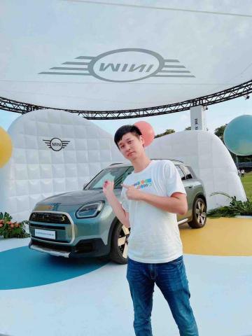 提供貨車服務的專家張文宗