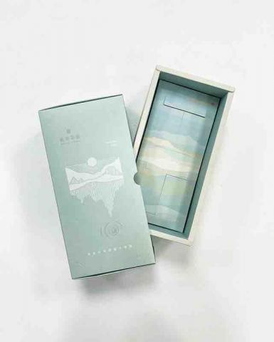 許芳慈 - #包裝設計
抽屜禮盒 (詳見作品集) 許芳慈 - #包裝設計
抽屜禮盒 (詳見作品集)