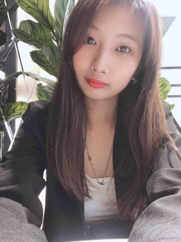 提供簡報製作服務的專家顏欣儀