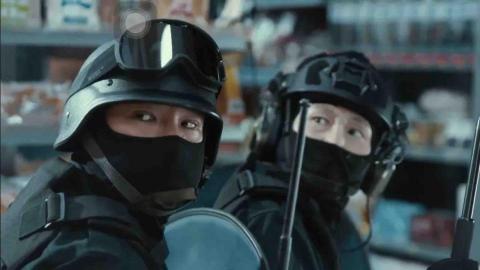 王呈功｜演藝事業 - 右邊的特警隊隊長