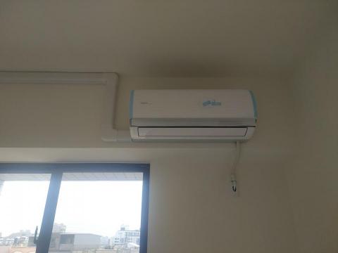 石仲恩 - 日立 無裝潢 管槽安裝
