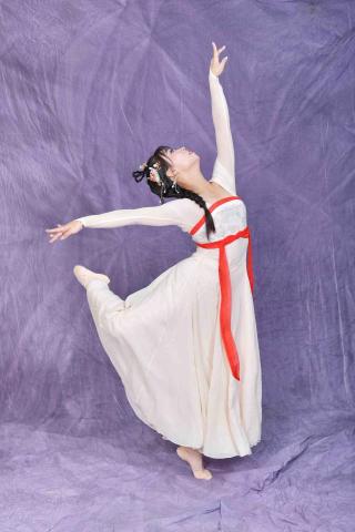 許庭瑄 - 古典舞