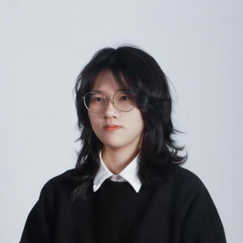 提供電繪板是什麼服務的專家李沂軒