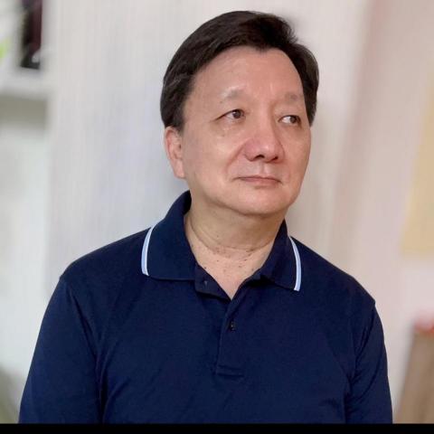 提供行動不便服務的專家潘冠傑