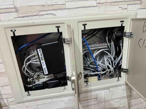 李聰鑫 - 弱電箱改善前