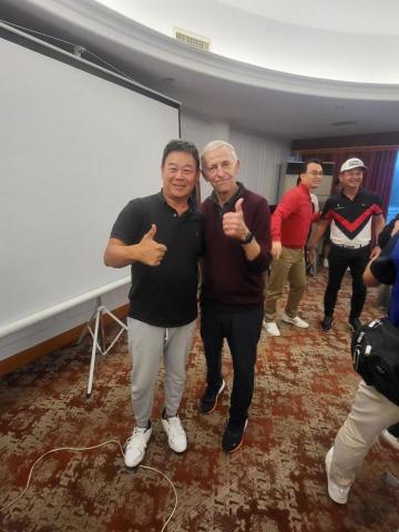 Perry Cheng 程曜崇 高爾夫球教練 - Photo with Joe Thiel