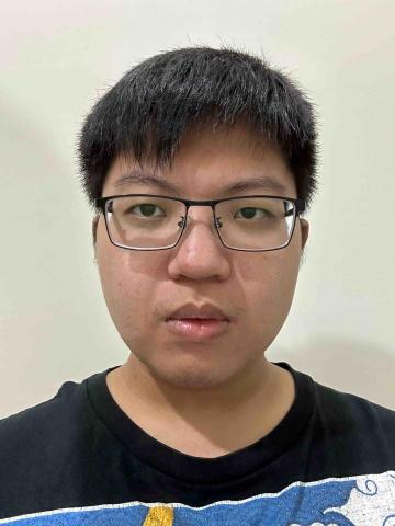 提供高雄衝浪教學服務的專家邱文陞