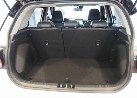 B&bull;Car專業接送 - 收納空間