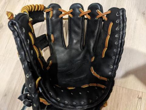 吳昇珂 - 拆解中手套