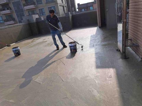 李晟銓 - 第二道防水底漆塗佈