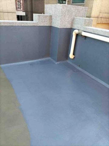 李晟銓 - 第三道防水面漆塗佈