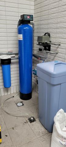 水清淨清洗水管工程-高雄清洗冷熱水管，清洗水塔 - 全戶軟水機安裝