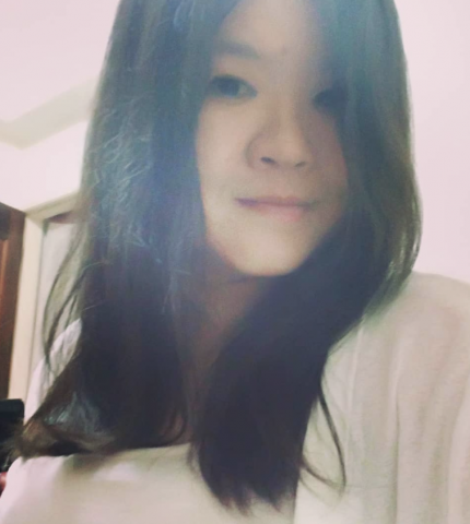 光鹽個人文字工作室 - 本人近照。