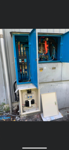 曜瑒水電行 - 因業主場地所需要臨時用電而設置