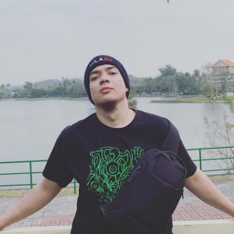 提供翻译i服務的專家Sean Mahoney