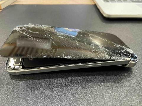 沐Moon手機維修/電腦維修/實體店面 - 手機救援