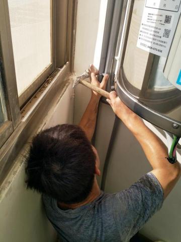 王經理 - 連鎖商家水電工程：拉線牽電、骨架工程、燈具安裝