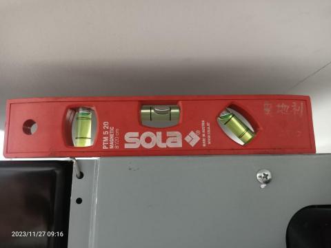 尚禾 - 全熱交換固定後調整水平,這會影響軸流扇壽命,很重要。