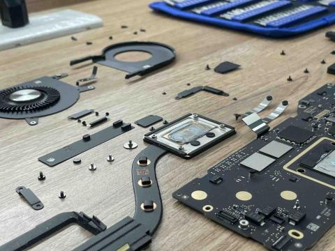 沐Moon手機維修/電腦維修/實體店面 - 電腦維修/擴充容量/深度清潔/泡水救援