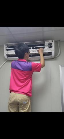 恩典海豹清潔 - 清潔完畢安裝回外殼 恩典海豹清潔 - 清潔完畢安裝回外殼