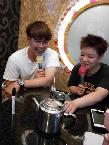 昱霖（Shower） - 網路直播拍賣/拍賣會、直播銷售主持